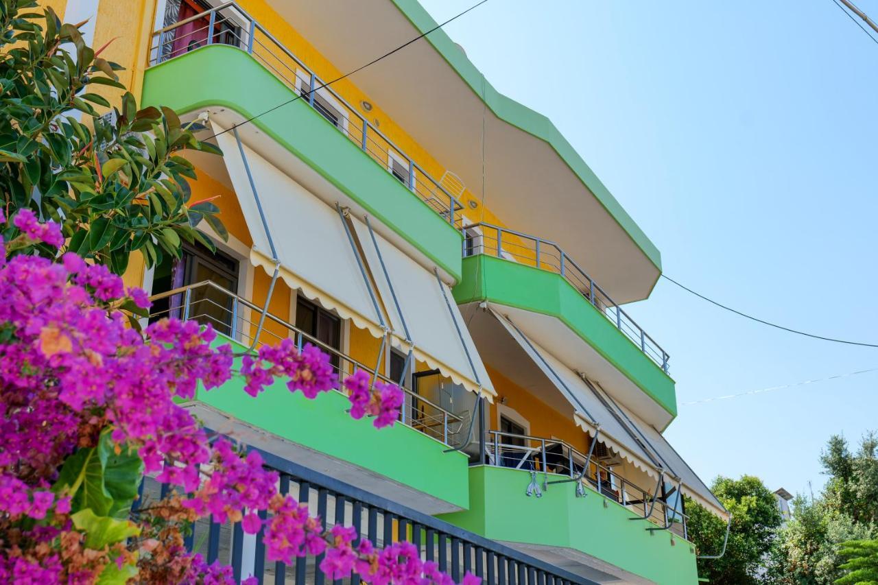 Vila Lida Sarandë エクステリア 写真