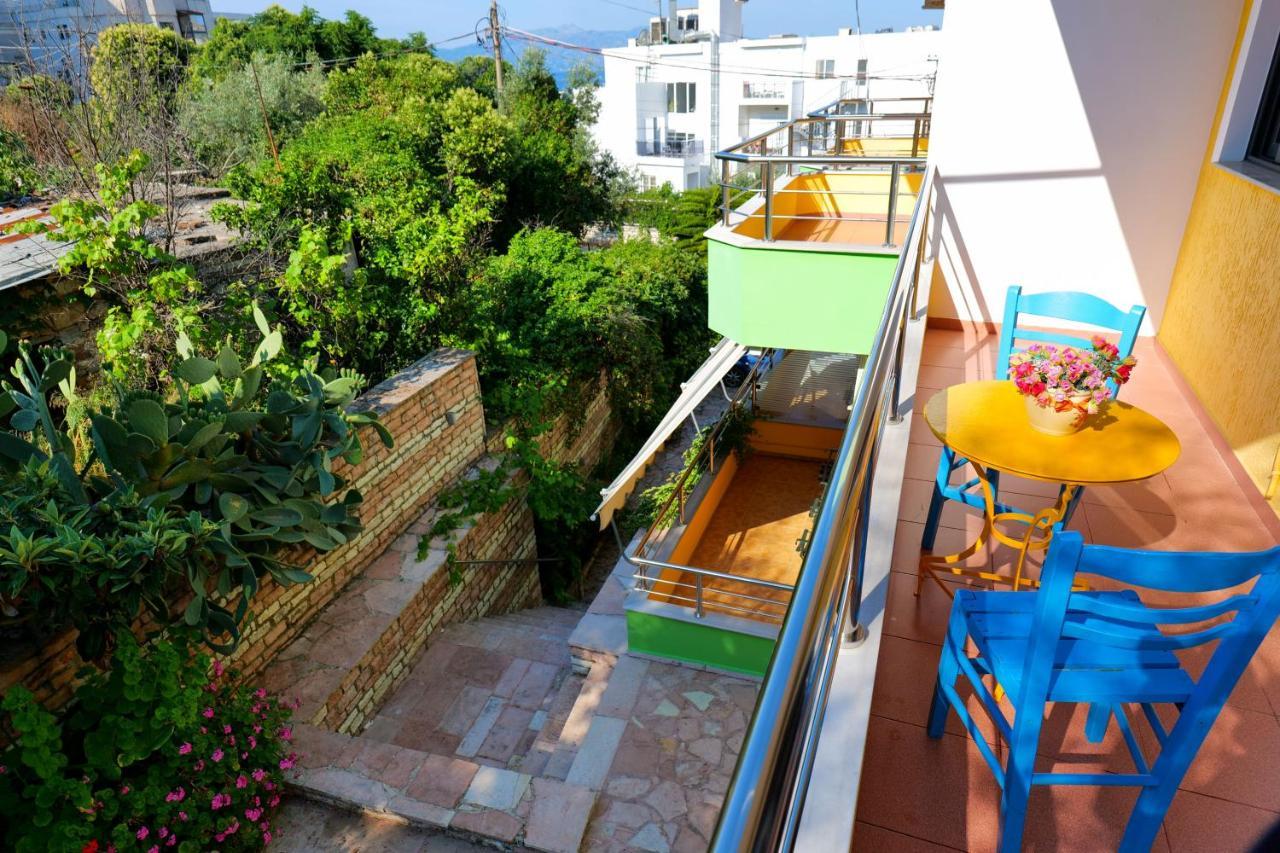 Vila Lida Sarandë エクステリア 写真