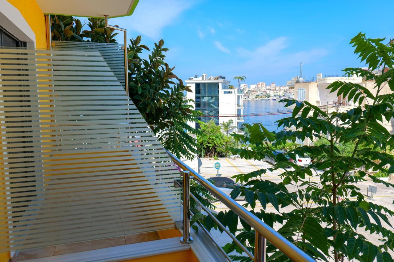 Vila Lida Sarandë エクステリア 写真